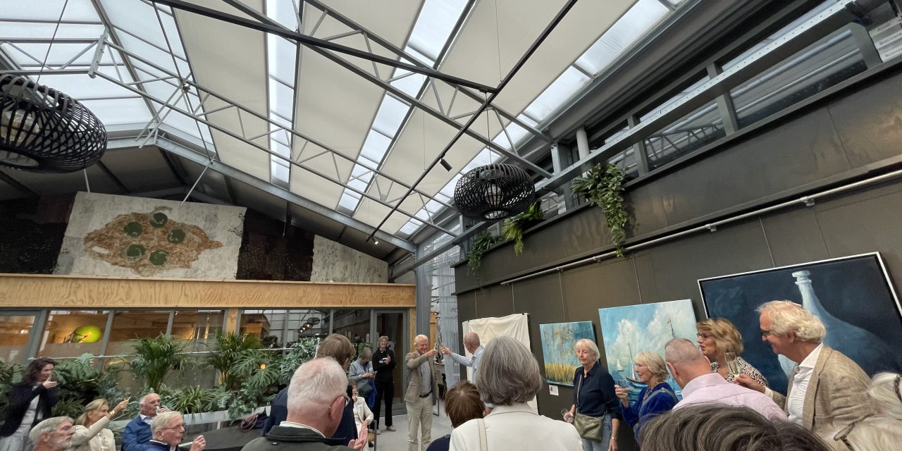 Murielle bezoekt de Maarssense Kunstschilders expositie: ‘Kunst is iets dat je moet ervaren.’