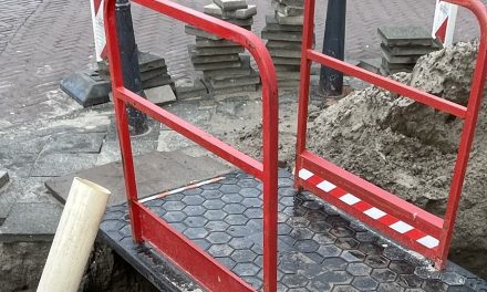 Werkzaamheden aan het kruispunt Huis ten Boschstraat Maarssen