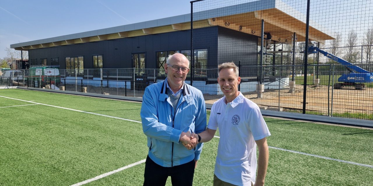 Trainer Remco van der Horst vertrekt al na één seizoen bij VV Maarssen