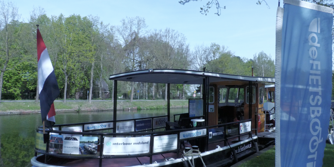 Fietsboot Stichtse Vecht al tien jaar succes