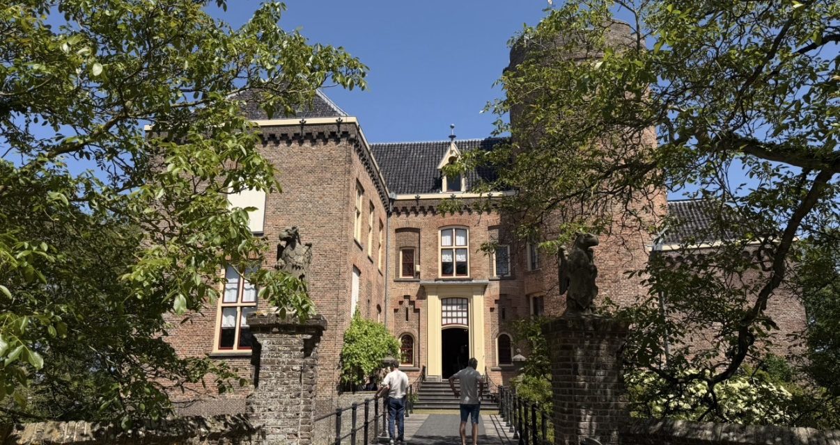 Kasteel Loenersloot opent haar deuren voor nationale Kastelendag