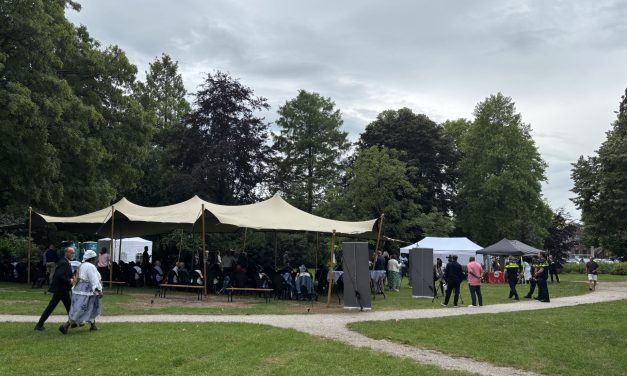 Stichtse Vecht houdt eerste Keti Koti-herdenking