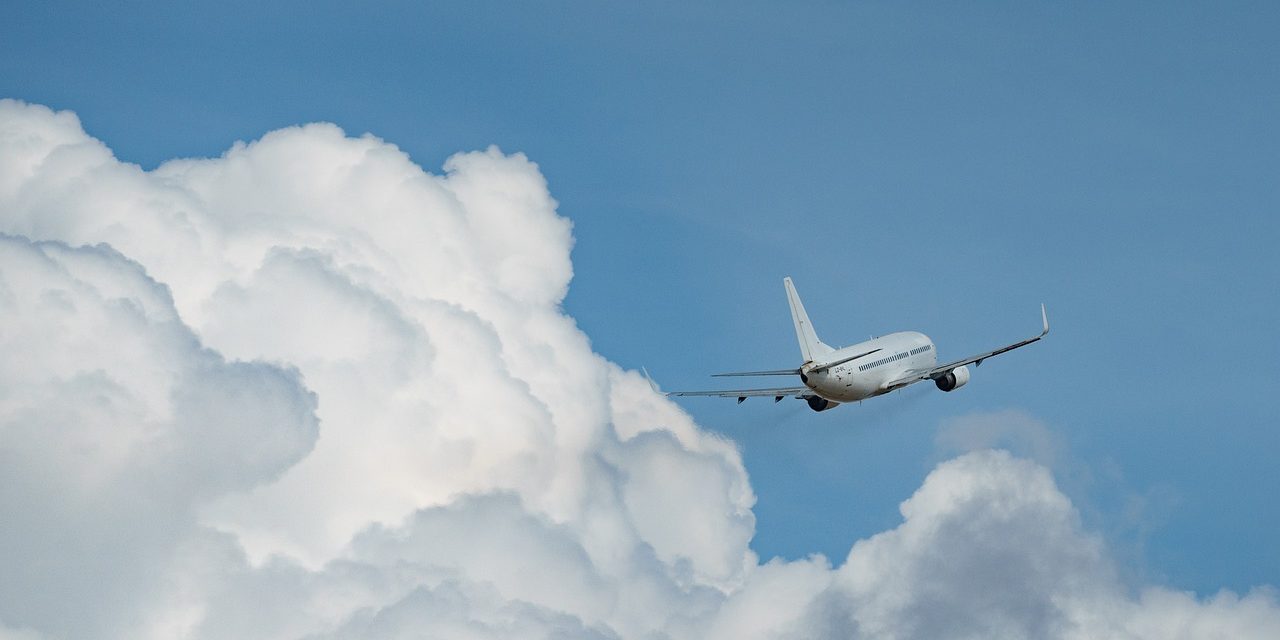 Schiphol hoeft minder te krimpen: een klap in het gezicht voor het milieu en omwonenden