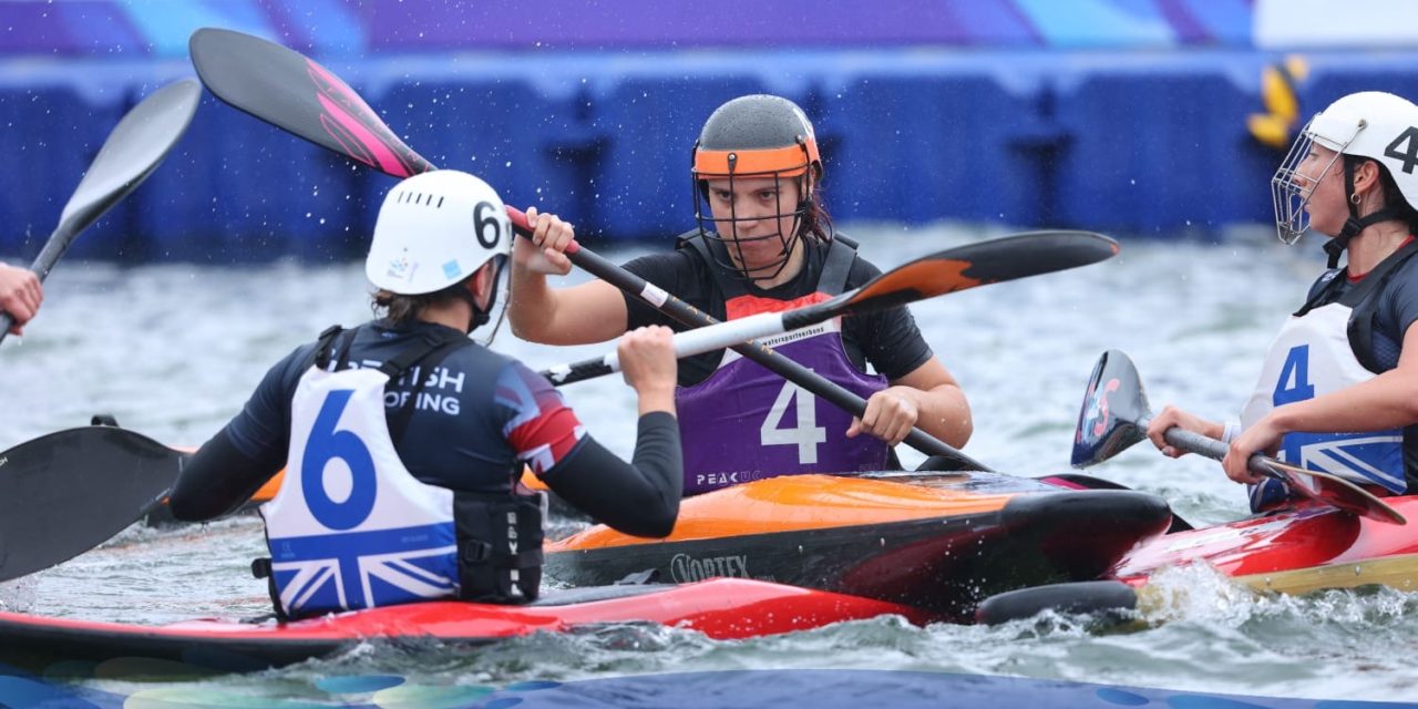 Waterpolo in een kano: kanopolo