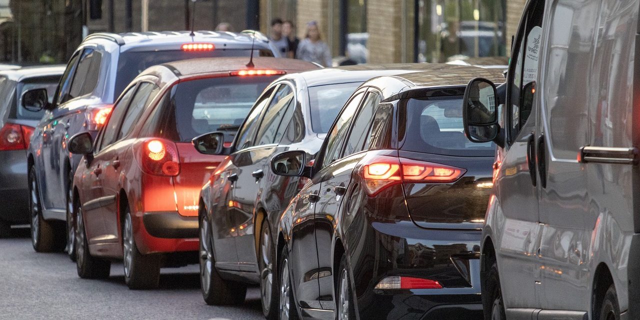 Factcheck: Als er blokkades op de A12 zijn, rijd je daar niet met nog geen minuut vertraging langs