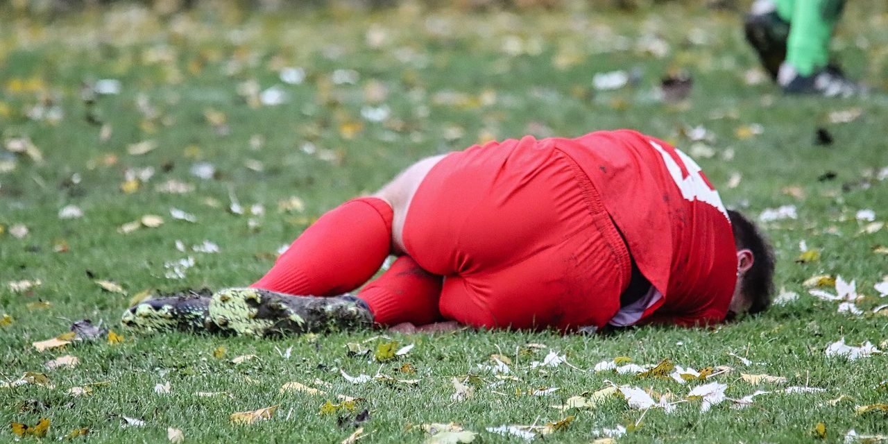 Een blessure in de sport: revalidatie en rentree