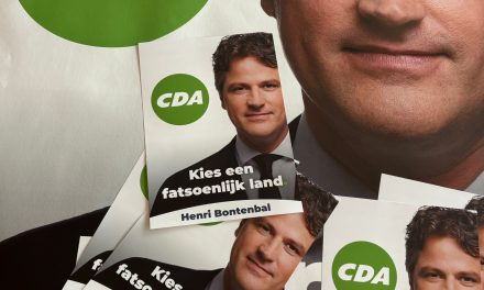 Jongeren stemmen minder vaak op midden partijen in Tweede Kamer verkiezingen