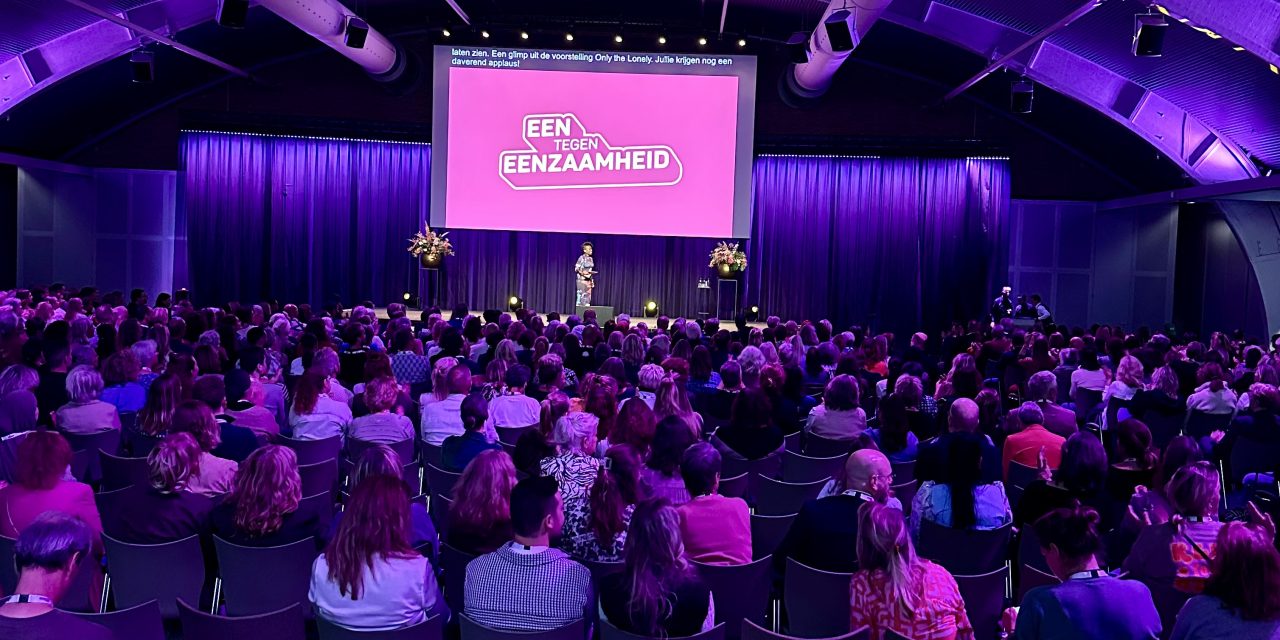 Twee tot drie kinderen voelen zich eenzaam in een klas