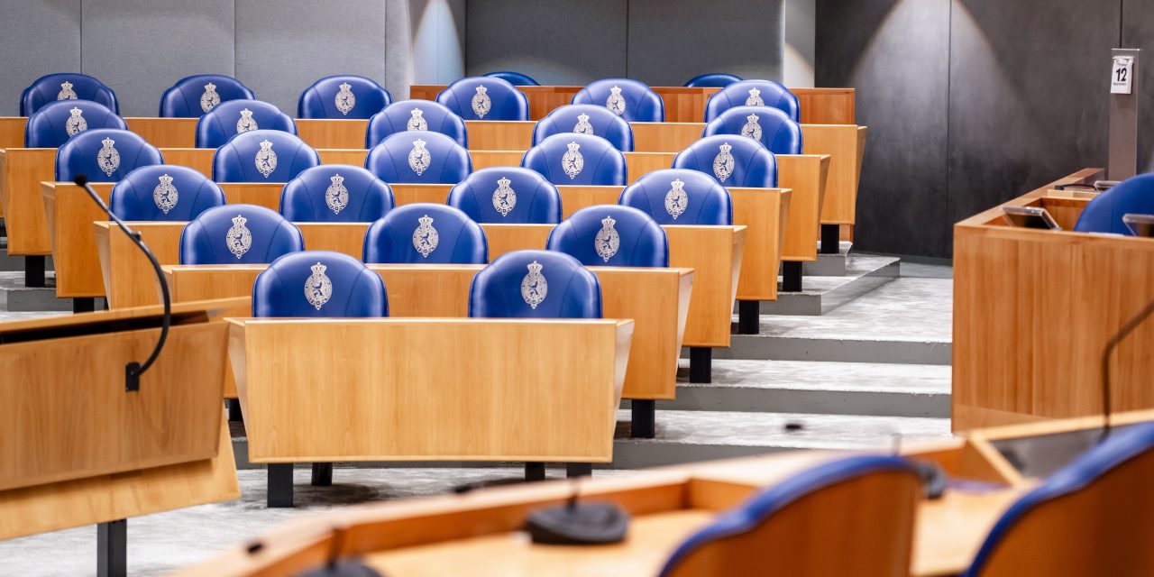 Jongeren stemmen, maar wie vertegenwoordigt hen in de Tweede Kamer?