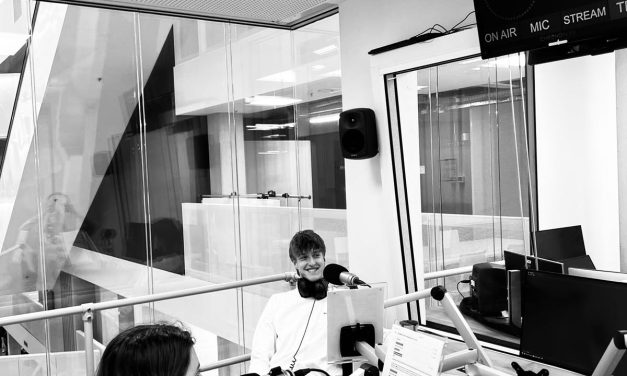 Beluister de radio uitzending van 3 oktober