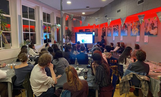 Ik vertrouw jou niet!