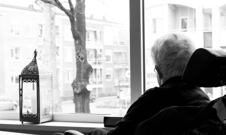 Eenzaamheid onder 65-plussers: wordt het minder, of blijft het een groot probleem?