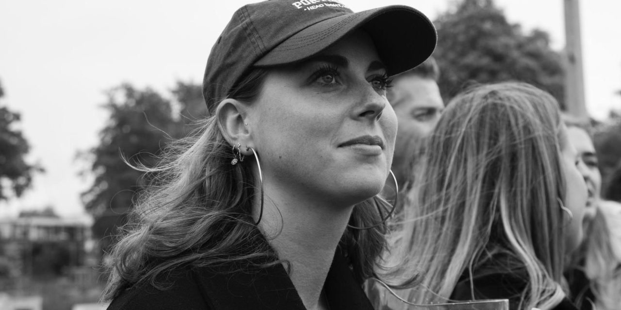 Achter de schermen van de reclassering: Lisa Brinkhof over tweede kansen