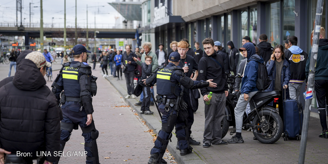 Factcheck: Blinken grote groepen Syrische jongeren uit in extreem geweld?