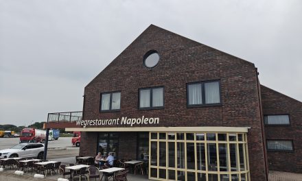 Vrachtwagenchauffeurs gevangen tussen de tijd en de weg