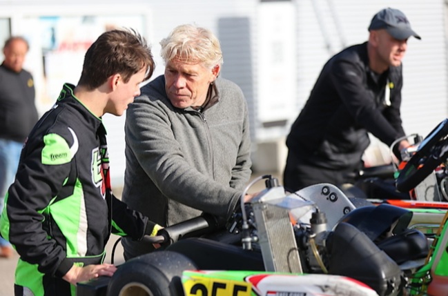 Van een kinderfeestje tot het wereldkampioenschap in de Rotax Max Senioren-klasse: vader Marcel en zoon Axel in de kartsport