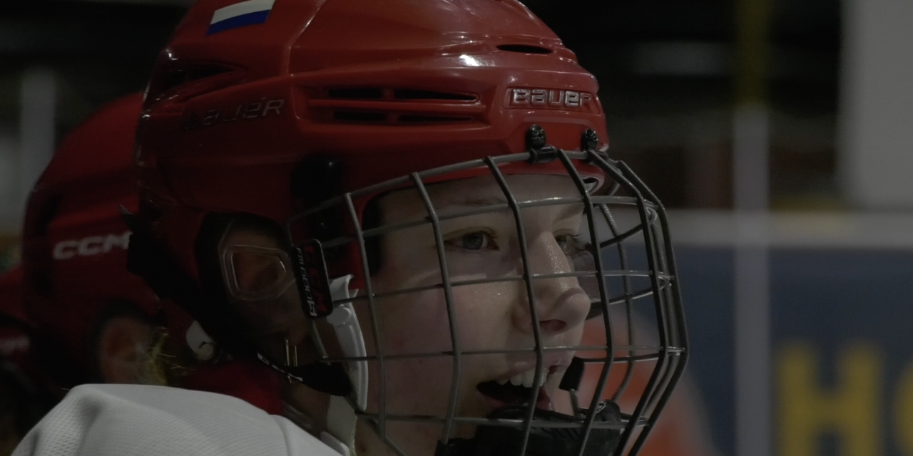 Mini Documentaire: IJshockeyster Kimberly Collard