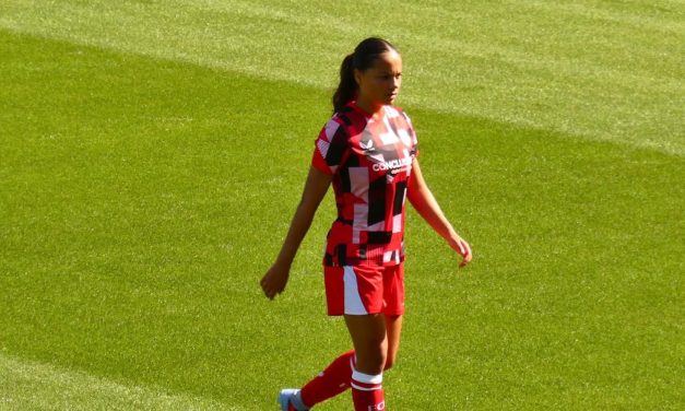 Van EK-succes naar profcontract: Rosalie’s verhaal
