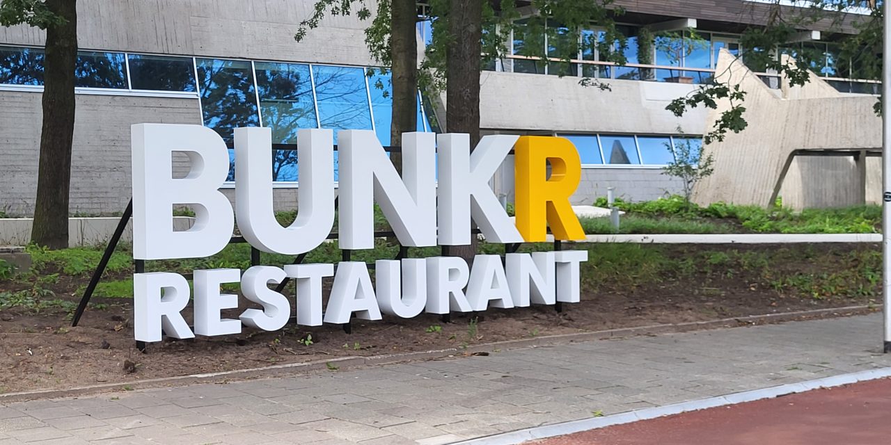 Restaurant BUNKR wordt eerste door AI-gestuurde restaurant