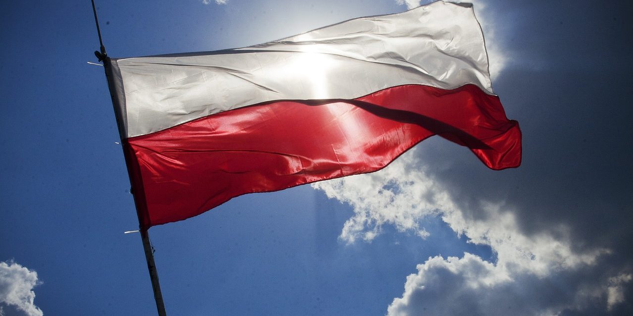 Poolse democratie staat te wankelen, vrouwen maken het verschil