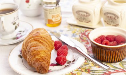 Factcheck: Eén croissant per dag beschadigt je hart al in een maand