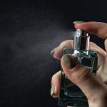 FACTCHECK: Ja, geurstoffen in parfum kunnen schadelijk zijn, maar meer onderzoek is nodig