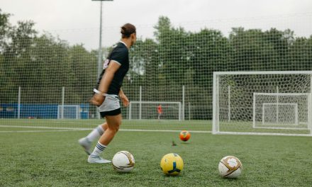 Vrouwenvoetbal niet langer als bijzaak