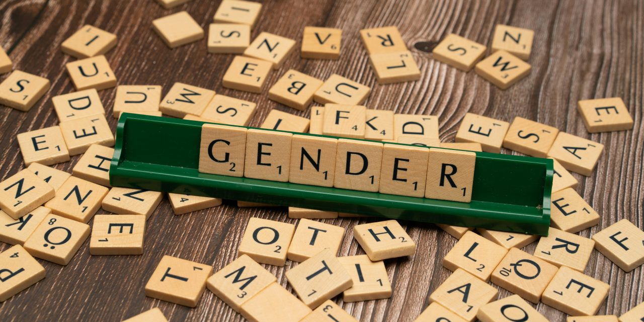 Factcheck: Het is niet duidelijk of het ‘overgrote deel’ van kinderen met genderdysforie er echt ‘overheen groeit’