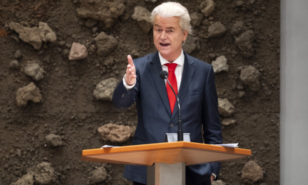 Factcheck: Beweert Wilders terecht dat elke peiling uitwijst dat de meerderheid van Nederlanders de islam niet bij Nederland vindt passen?