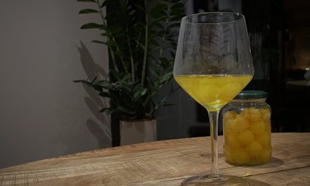 Factcheck: ‘Ben jij van je kater af door kesbeke smul-uiensap?’