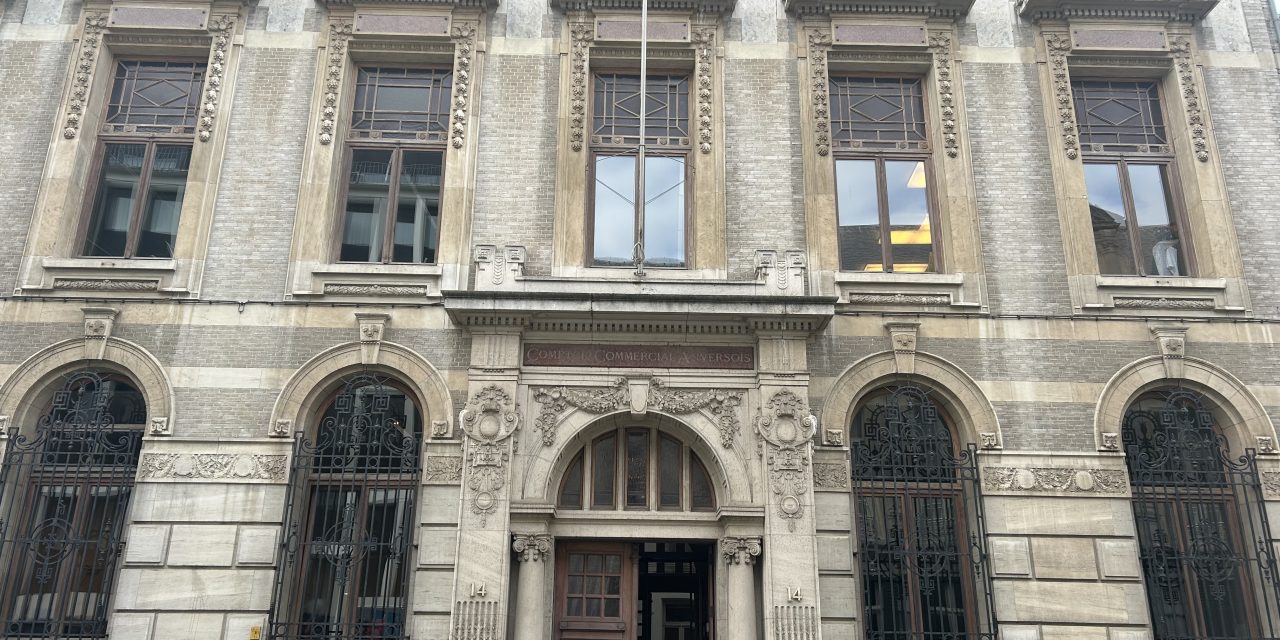 Financiële druk op Vlaamse kunstenaars: minder opdrachten, minder artistieke vrijheid