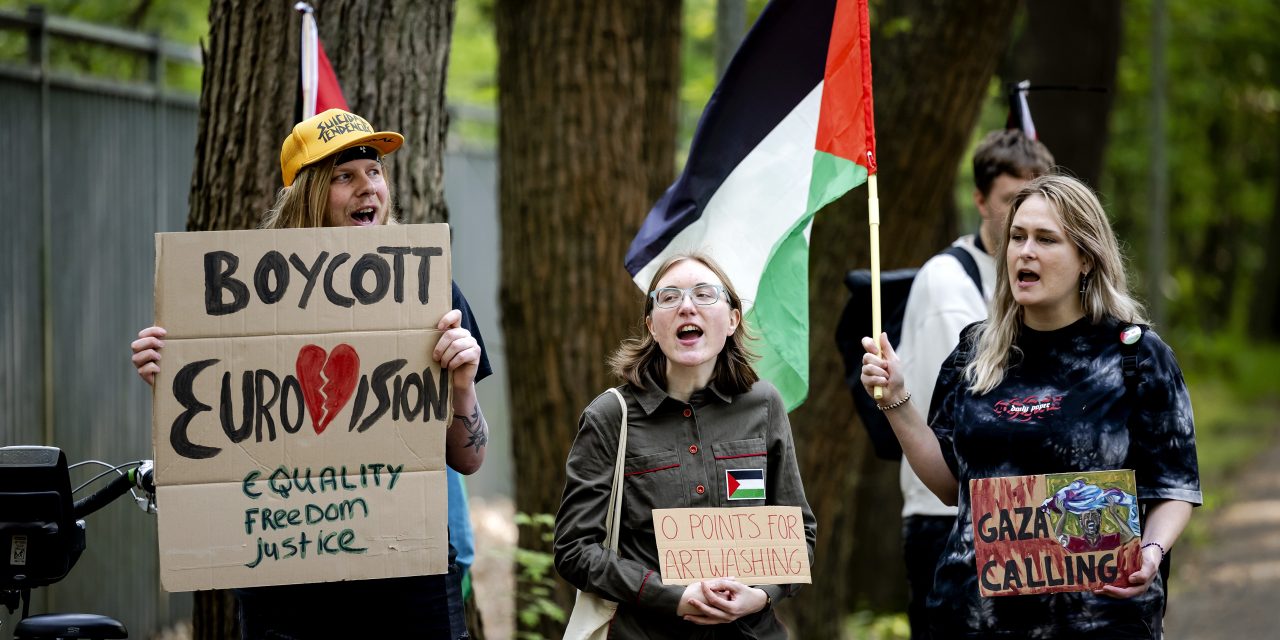 United by music, divided by politics: Waarom wordt Eurovisie steeds politieker?