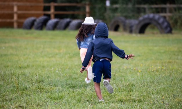 Factcheck: ‘Als kinderen 3 minuten bewegen per 30 minuten zitten zie je een enorme gezondheidsverbetering.’
