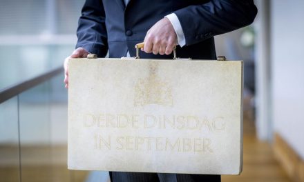 Prinsjesdag: extra geld voor woningen en onderwijs