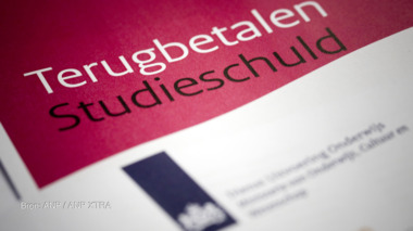 Studieschuld daalt, maar hoge schulden blijven groeien