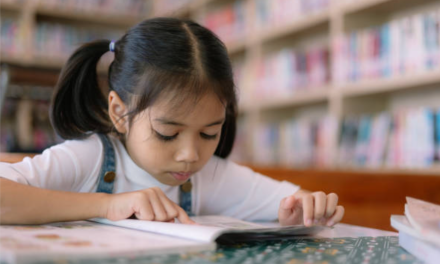 Helpt Turks of Arabisch thuis spreken kinderen juist bij het leren van Nederlands