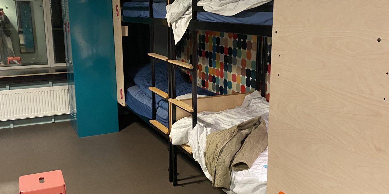 Utrechtse studenten wonen in het Stayokay hostel: ‘voor sommige studenten is het de enige optie die ze hebben’