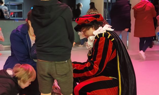 Succesvolle Eerste Sinterklaas-show in Tivoli Vredenburg: Op Weg naar een Jaarlijkse Traditie?