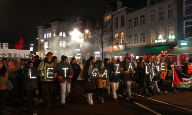 Mars voor het Palestijnse volk beweegt door Utrecht