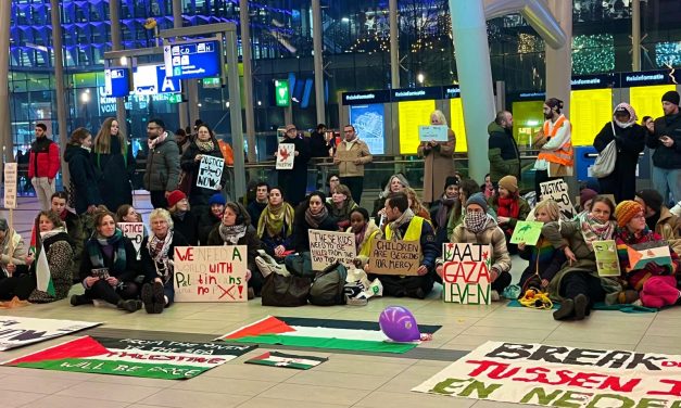 Pro-Palestina Protest op Utrecht Centraal: ‘We voelen ons verdrietig dat het maar een tijdelijk staakt-het-vuren is’