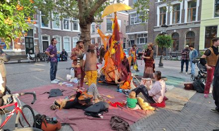 Kunstzinnig protest tegen houtstookverbod Utrecht