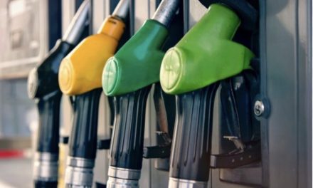 Prijs aan de pomp nog nooit zo hoog