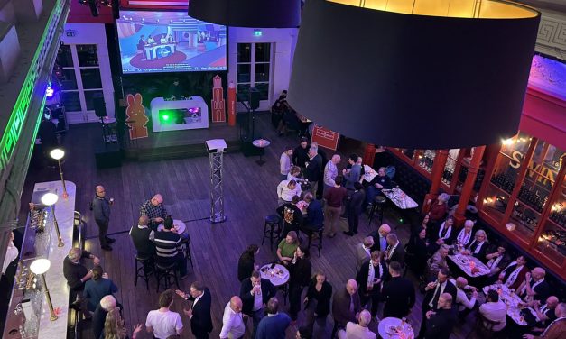 uitslagenavond in de Winkel van Sinkel een groot succes