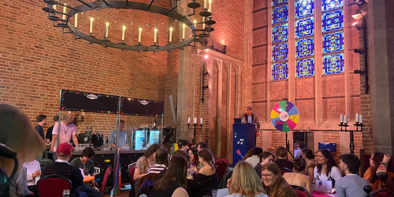 Pride Café brengt bezoekers samen op historisch beladen locatie