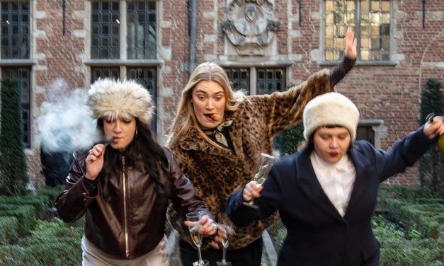 Theatervoorstelling Een Poppenhuis is in een nieuw jasje gestoken
