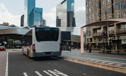 Gemeente Utrecht vindt nieuwe elektrische bussen de toekomst, maar omwonenden liggen trillend in hun bed