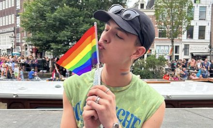 Pride als protest: Thimo over trots zijn in een wereld die soms tegenwerkt