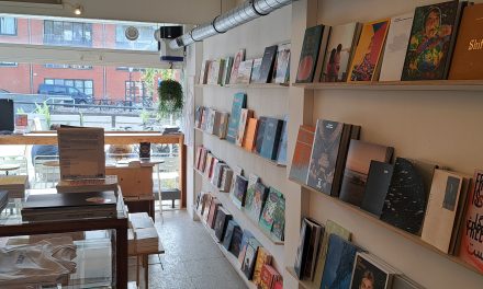 Utrechtse boekhandel ziet verschil in leeskeuze onder jongeren