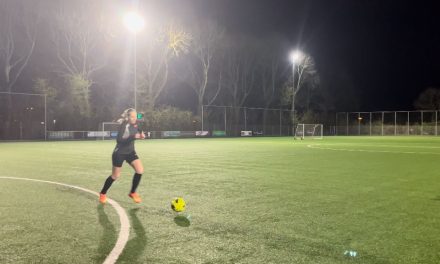 Ex-olympisch hardloopster Jip Vastenburg voetbalt bij Voorwaarts Utrecht
