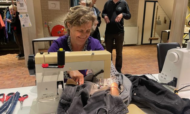 Tompoezen voor 10 jaar Repaircafé Lunetten